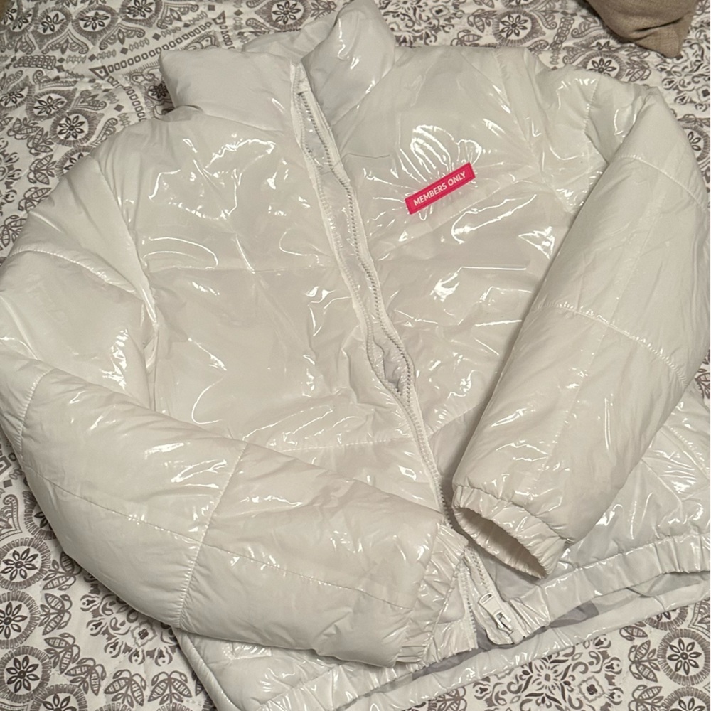Puffer Jacket - Picture 4 of 12